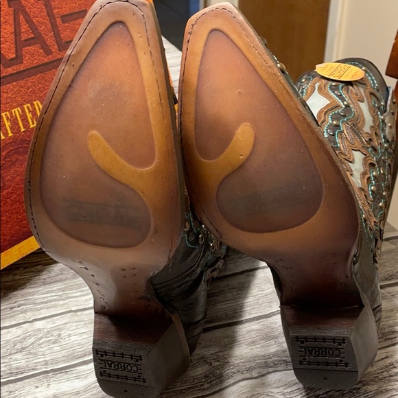 LD BLACK/TURQUOISE OVERLAY & STUDS - Picture 4 of 6